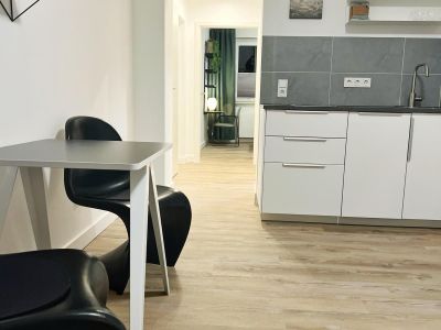 Stilvolles Ambiente, Zentrale Lage: Ihr neues Zuhause in einer luxuri&ouml;s sanierten Wohnung