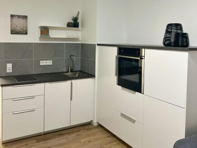Stilvolles Ambiente, Zentrale Lage: Ihr neues Zuhause in einer luxuri&ouml;s sanierten Wohnung