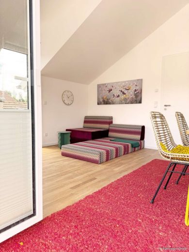 M&ouml;blierte 2-Zimmer-Wohnung mit Dachterrasse in Rosenheim