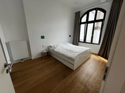 M&ouml;blierte Loftwohnung im historischen Fabrikgeb&auml;ude auf Zeit zu vermieten (12 Monate)