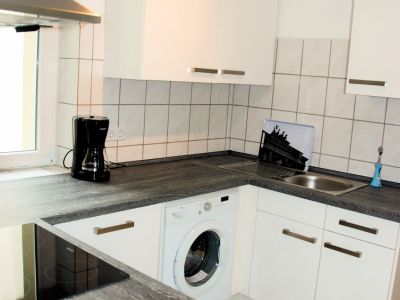 Bilk: stilvolle 2-Zimmer Wohnung mit Terrasse