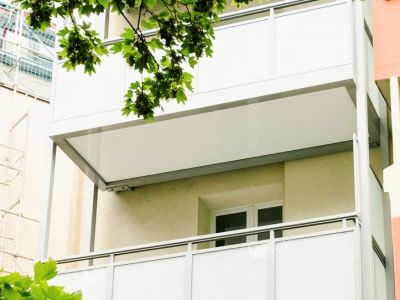 Bilk: stilvolle 2-Zimmer Wohnung mit Terrasse