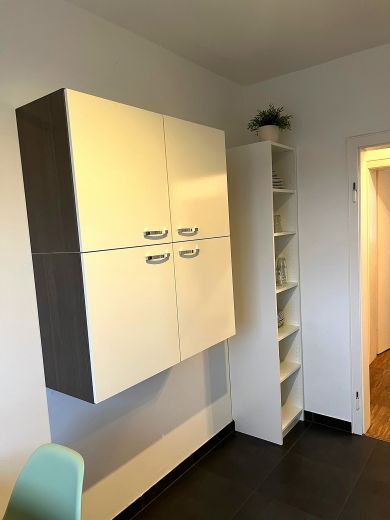 Hafen: moderne 3-Zimmer-Wohnung mit Balkon