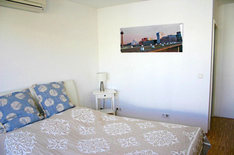 Penthouse-Loft-Wohnung &uuml;ber zwei Ebenen in Toplage von Oberkassel