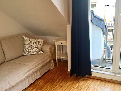 Penthouse-Loft-Wohnung &uuml;ber zwei Ebenen in Toplage von Oberkassel