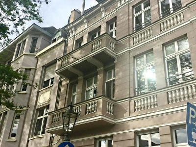 Penthouse-Loft-Wohnung &uuml;ber zwei Ebenen in Toplage von Oberkassel