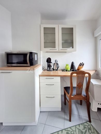Wohlf&uuml;hlwohnung auf Zeit &ndash; m&ouml;bliert und sorgenfrei komplett inklusive, N&auml;he UK-Essen!