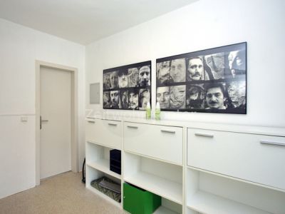 Wohlf&uuml;hlwohnung auf Zeit &ndash; m&ouml;bliert und sorgenfrei komplett inklusive, N&auml;he UK-Essen!