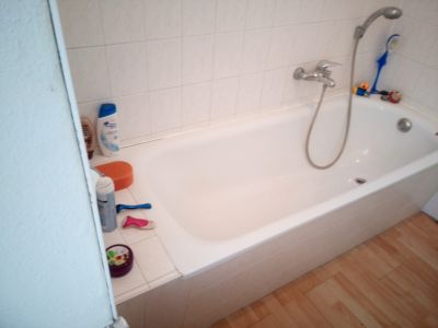 Schlafcouch im Wohnzimmer &ndash; ab sofort bis 30.09.2026