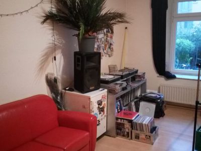 Schlafcouch im Wohnzimmer &ndash; ab sofort bis 30.09.2026