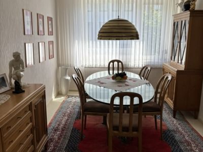 Repr&auml;sentative Etagenwohnung  mit Balkon, Garage und Stellplatz - Landgericht/Klinikum/R&Uuml;-Stern!