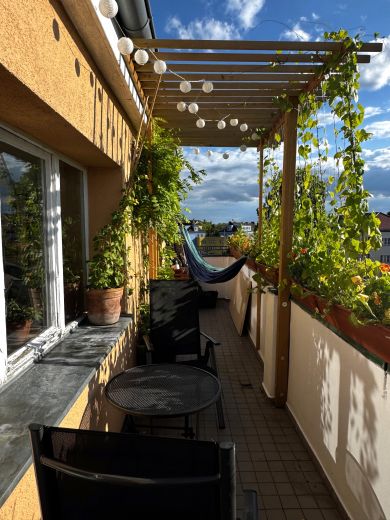 Zweizimmer-Wohnung 60m&sup2; / renoviert, ruhig & hell / 1. 9.- 20.11.2026