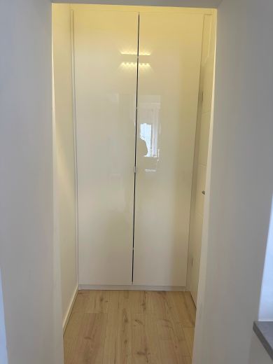 F&uuml;rstenwall: komplett sanierte 2-Zimmer-Wohnung