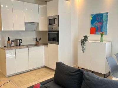 F&uuml;rstenwall: komplett sanierte 2-Zimmer-Wohnung