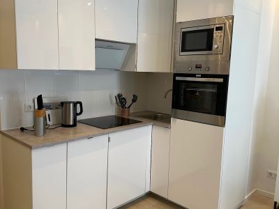 F&uuml;rstenwall: komplett sanierte 2-Zimmer-Wohnung
