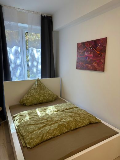 F&uuml;rstenwall: komplett sanierte 2-Zimmer-Wohnung