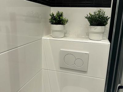 F&uuml;rstenwall: komplett sanierte 2-Zimmer-Wohnung