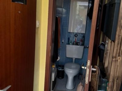 Gro&szlig;z&uuml;giges Apartment mit abgetrennter K&uuml;che  in Essen-Frohnhausen zum 01.09.25!