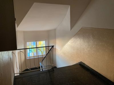 Gro&szlig;z&uuml;giges Apartment mit abgetrennter K&uuml;che  in Essen-Frohnhausen zum 01.09.25!