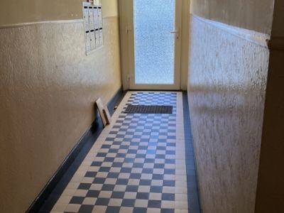 Gro&szlig;z&uuml;giges Apartment mit abgetrennter K&uuml;che  in Essen-Frohnhausen zum 01.09.25!