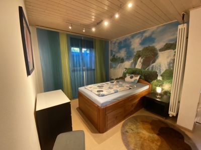Komplett modernisierte 2-Raum-Wohnung f&uuml;r 1 Person