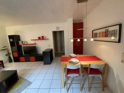 Komplett modernisierte 2-Raum-Wohnung f&uuml;r 1 Person