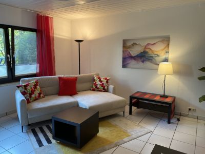 Komplett modernisierte 2-Raum-Wohnung f&uuml;r 1 Person