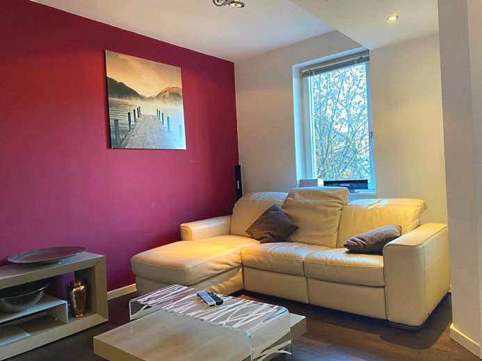 Schicke 2-Zimmer Wohnung mit Balkon in Pempelfort