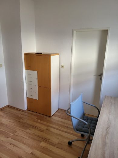Geschmackvolle voll m&ouml;blierte 2-Raum-EG-Wohnung mit Balkon und EBK in Heilbronn