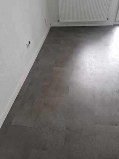 Ab sofort! Sch&ouml;ne  3,5 Zimmerwohnung mit Balkon und Gartenmitnutzung!