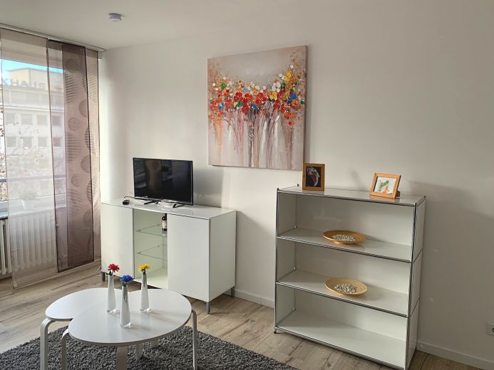 N&auml;he K&Ouml;: Moderne 2-Zimmer Wohnung mit 2 Balkonen
