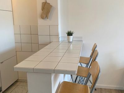 N&auml;he K&Ouml;: Moderne 2-Zimmer Wohnung mit 2 Balkonen