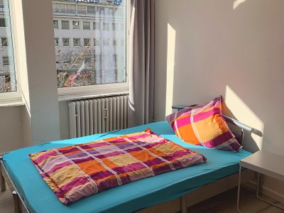 N&auml;he K&Ouml;: Moderne 2-Zimmer Wohnung mit 2 Balkonen