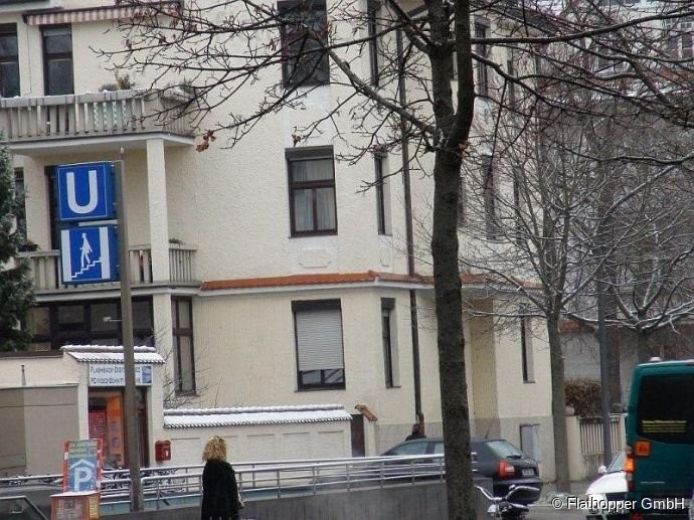 Hochwertige 2-Zimmer-Wohnung mit Balkon in M&uuml;nchen - Neuhausen