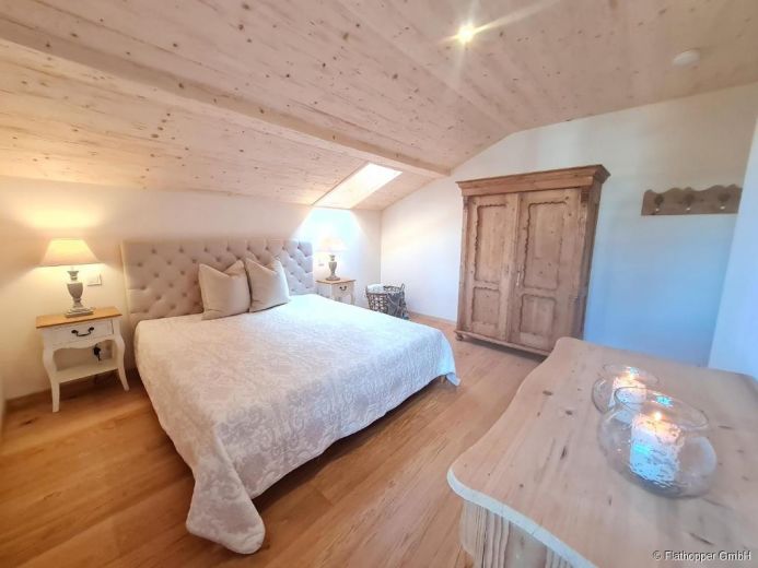 M&ouml;blierte 3,5-Zimmer-Wohnung mit Balkon in Bernau am Chiemsee