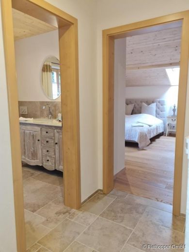 M&ouml;blierte 3,5-Zimmer-Wohnung mit Balkon in Bernau am Chiemsee