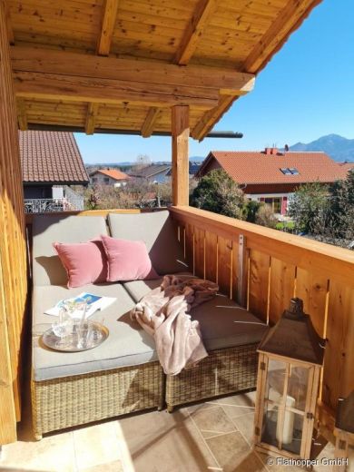 M&ouml;blierte 3,5-Zimmer-Wohnung mit Balkon in Bernau am Chiemsee