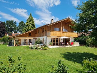 M&ouml;blierte 3,5-Zimmer-Wohnung mit Balkon in Bernau am Chiemsee