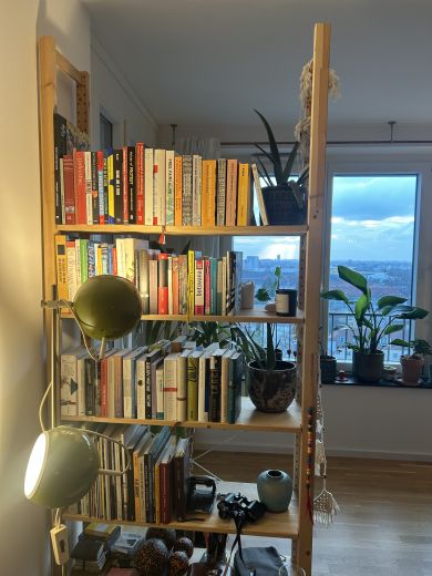 24.9.26 - 28.2.27 // m&ouml;bliert 2-Zimmer-Wohnung N&auml;he hermannstra&szlig;e, 11. Stock mit tollem Blick aufs Tempelhofer Feld