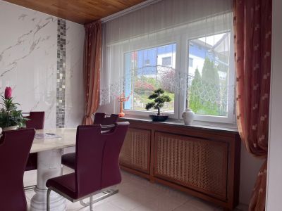 Hochwertige vollm&ouml;blierte 3-Zimmer-Wohnung in Traumlage