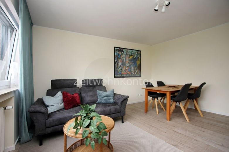 Ankommen & wohlf&uuml;hlen: Neu m&ouml;blierte 3-Zimmer-Wohnung mit Balkon, Stellplatz und Glasfaserinternet