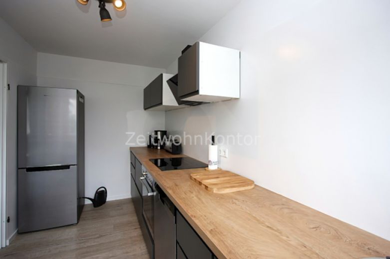 Ankommen & wohlf&uuml;hlen: Neu m&ouml;blierte 3-Zimmer-Wohnung mit Balkon, Stellplatz und Glasfaserinternet