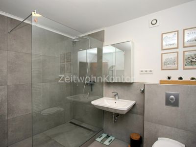 Ankommen & wohlf&uuml;hlen: Neu m&ouml;blierte 3-Zimmer-Wohnung mit Balkon, Stellplatz und Glasfaserinternet