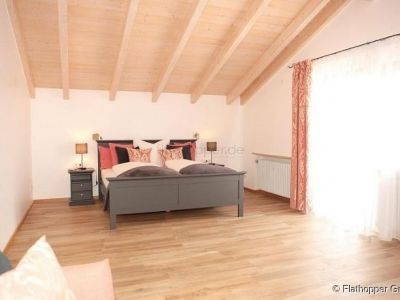 Einzigartiges, m&ouml;bliertes Haus in Gstadt am Chiemsee - Zwischenmiete -