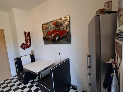 Gro&szlig;z&uuml;giges, m&ouml;bliertes 1 Zimmer Appartement 47m&sup2; zur tempor&auml;ren Untermiete
