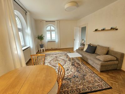 Wohnen auf Zeit im charmanten Altbau &ndash; ruhige & voll m&ouml;blierte 2-ZKB in B&uuml;hl-Neusatz