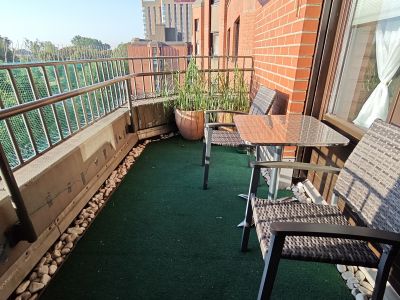 Exklusive Wohnung direkt am Rhein: Voll m&ouml;blierte 2- Zimmer-Wohnung mit Balkon in Neuss-Hammerfeld