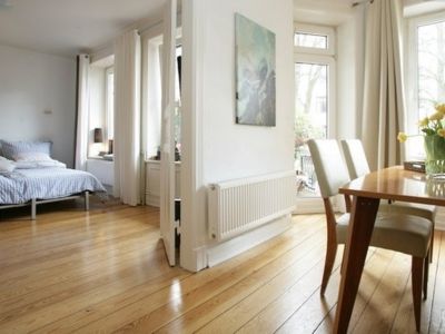 Wohnen auf Zeit - supersch&ouml;ne 3 Zi Altbauwohnung mit Balkon in HH Eimsb&uuml;ttel