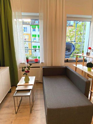 Sehr sch&ouml;n eingerichtetes 1-Zimmer Apartment in der Stadtmitte