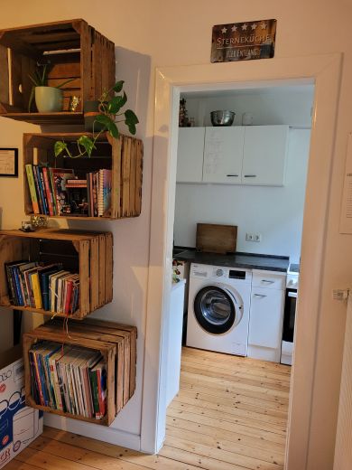 Helle m&ouml;blierte Wohnung im Gr&uuml;nen in Barmbek zur Zwischenmiete